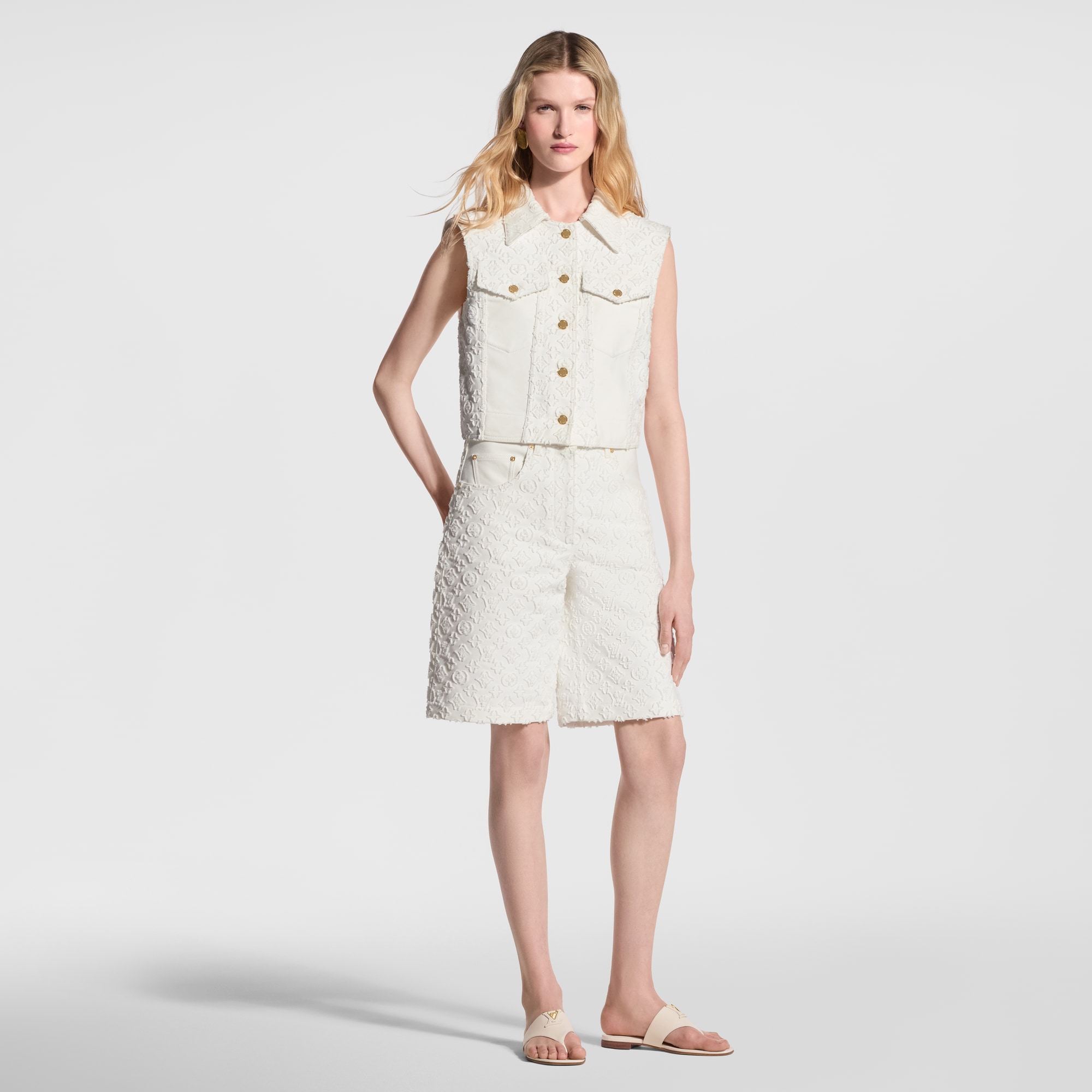 White Coats and Jackets for Women | LOUIS VUITTON ®